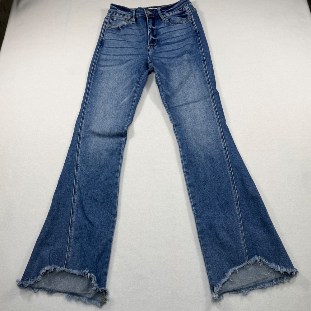 Grace & Emma Women's Size 6 Flare Jeans Raw Frayed Hem Medium Wash Stretch